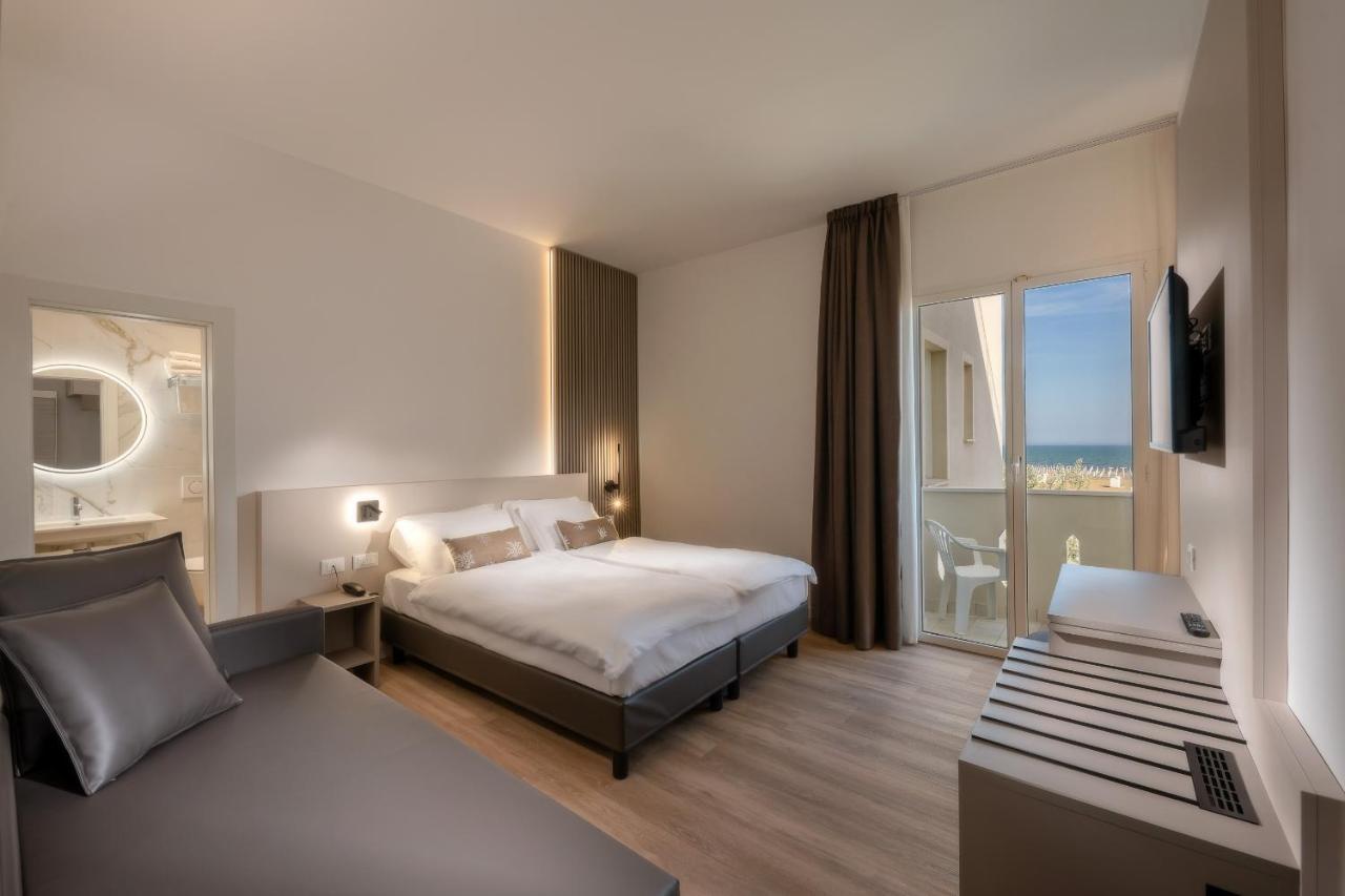 Hotel Delfino กาออร์เล ภายนอก รูปภาพ