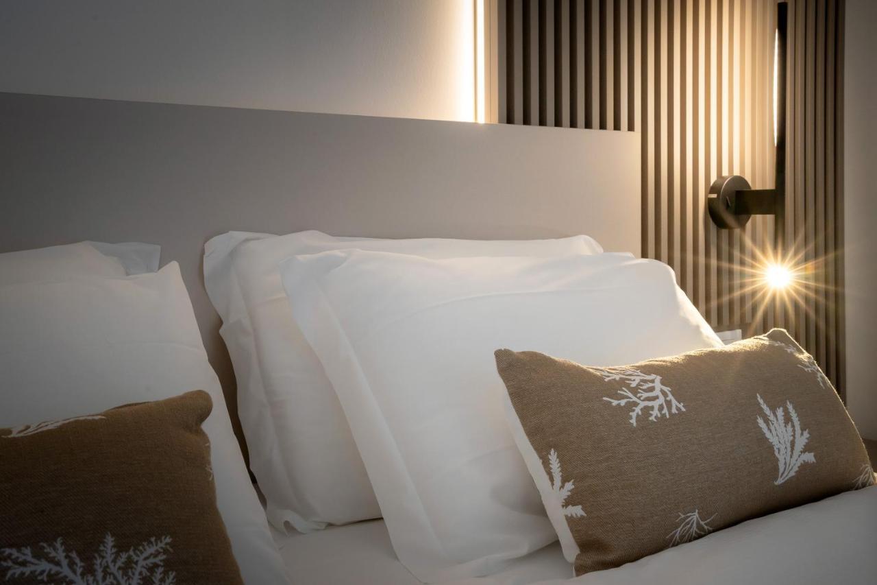 Hotel Delfino กาออร์เล ภายนอก รูปภาพ
