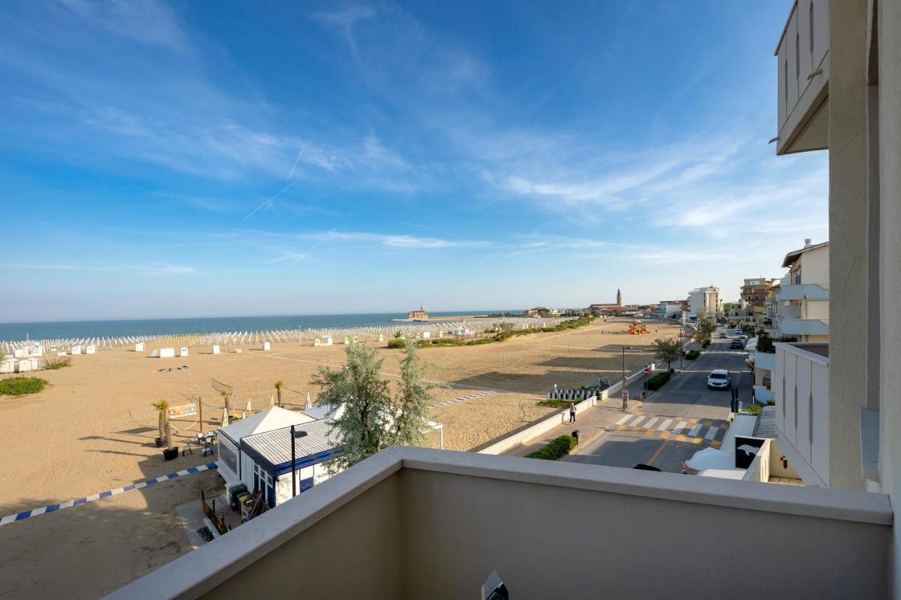 Hotel Delfino กาออร์เล ภายนอก รูปภาพ